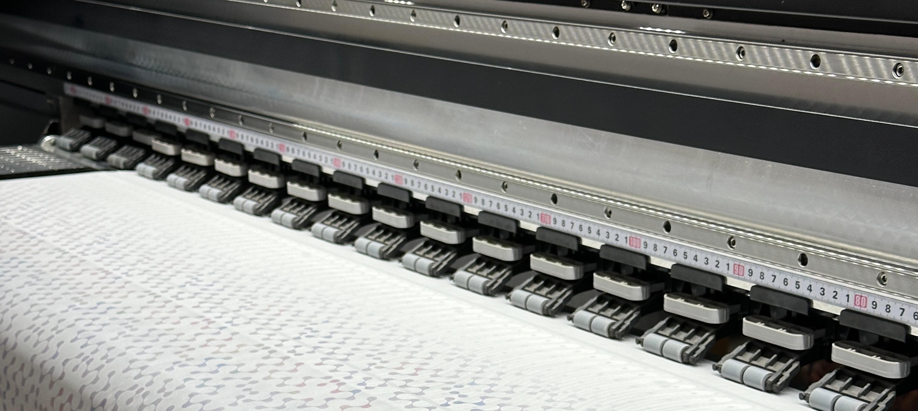 Heat Transfer Printing vs Sublimation Printing: In-Depth Exploration of Sportswear Printing Techniques