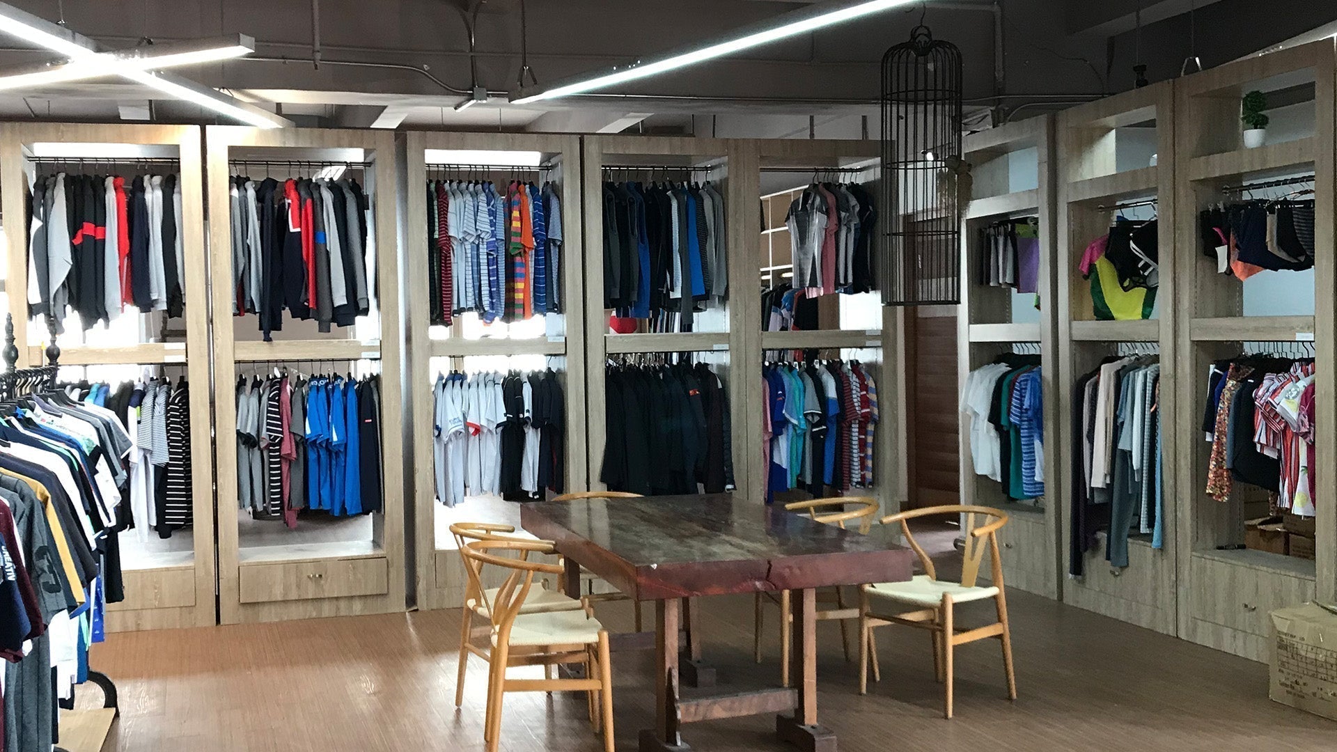 How to Source Wholesale Golf Apparel from China: A Practical Guide for Brands and Retailers
