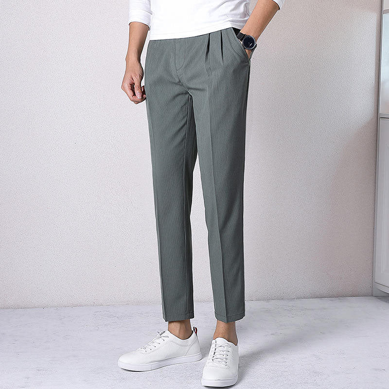 Custom Pleated Golf Pants with Yarn-Dyed Woven Fabric for Men