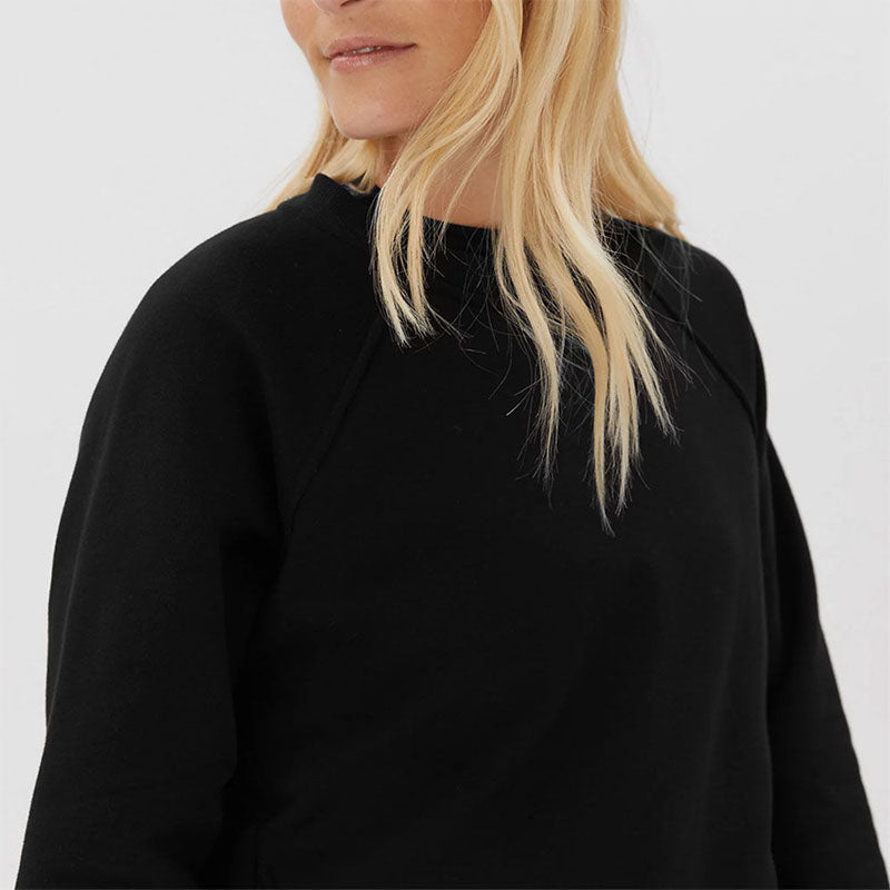 Custom Women’s Crewneck Sweatshirt with Side Pockets in Solid Black
